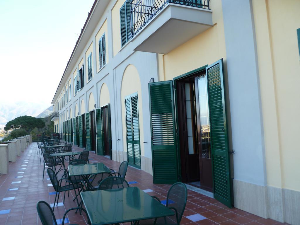 Hotel Ancelle Sorrento - Casa D'Accoglienza Castellammare di Stabia Exterior foto