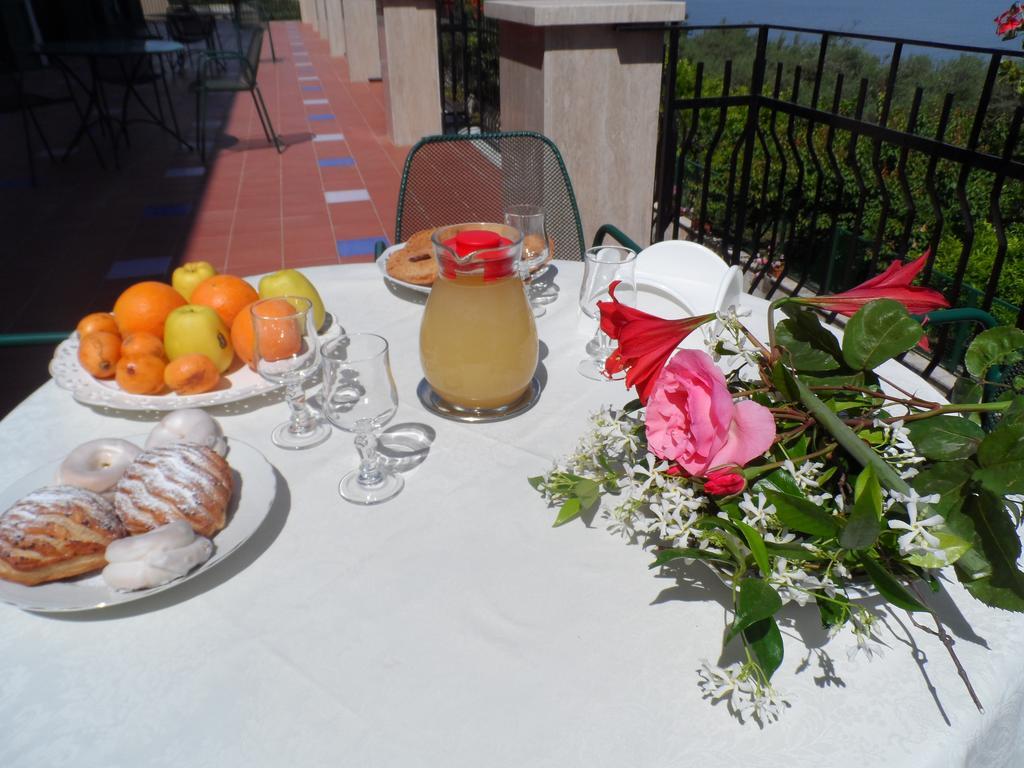 Hotel Ancelle Sorrento - Casa D'Accoglienza Castellammare di Stabia Exterior foto